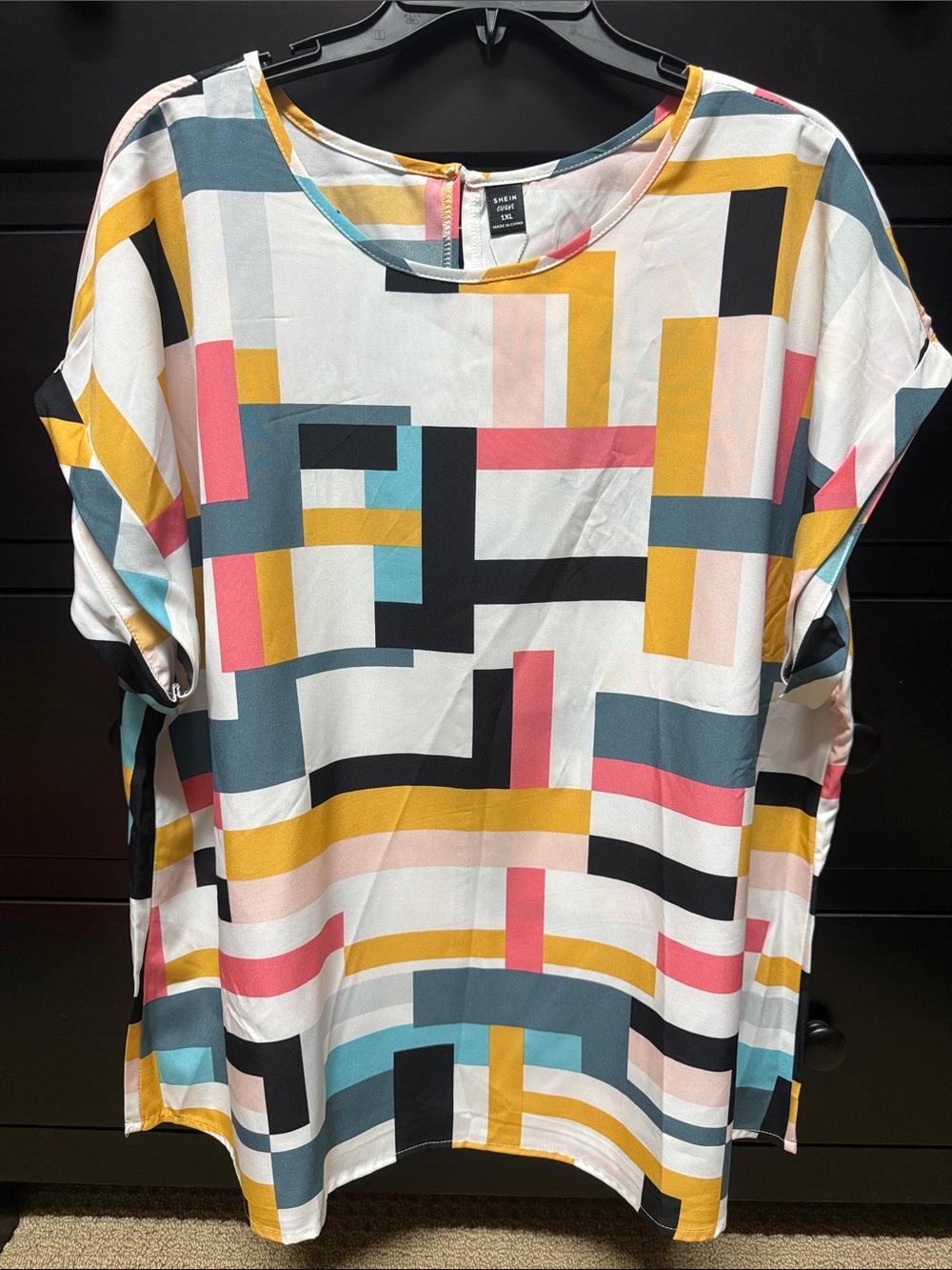 Geometric Multicolor Short Sleeve Blouse - Women